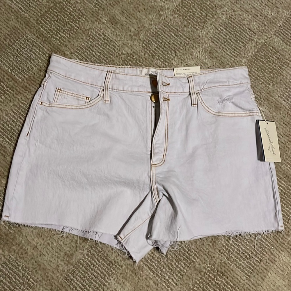 Vintage Style Midi Denim shorts